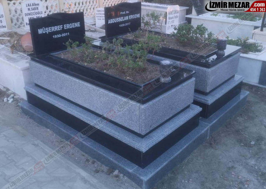 Özel granit mezar modeli - Kalın granitten mezar -İzmir Çeşme Mezarlığı
